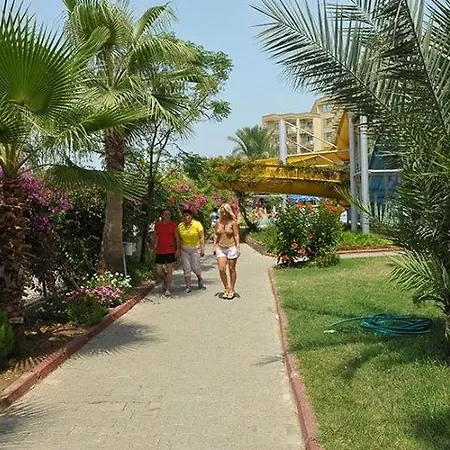 Caretta Relax 4* Konaklı